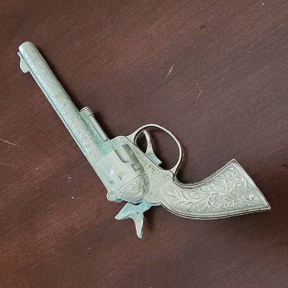 Vintage Hubley, Chief Toy Cap Gun - Picture 3 of 15